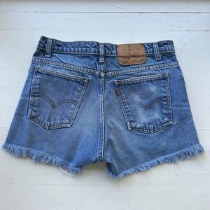 Vintage Levi’s 505 Cut Off Jean Shorts